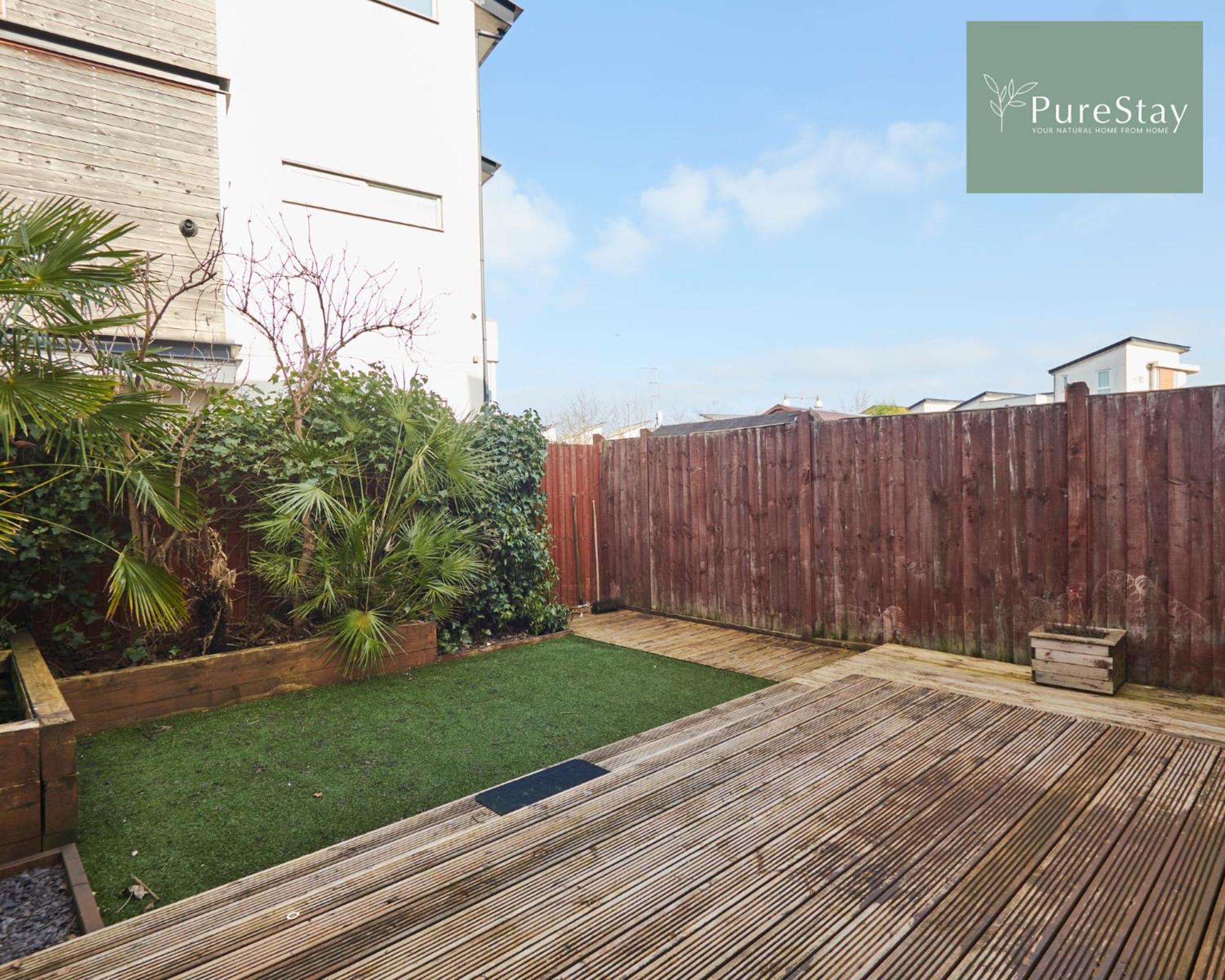 Superb House Manchester Near Etihad With Free Parking Sleeps 8 外观 照片