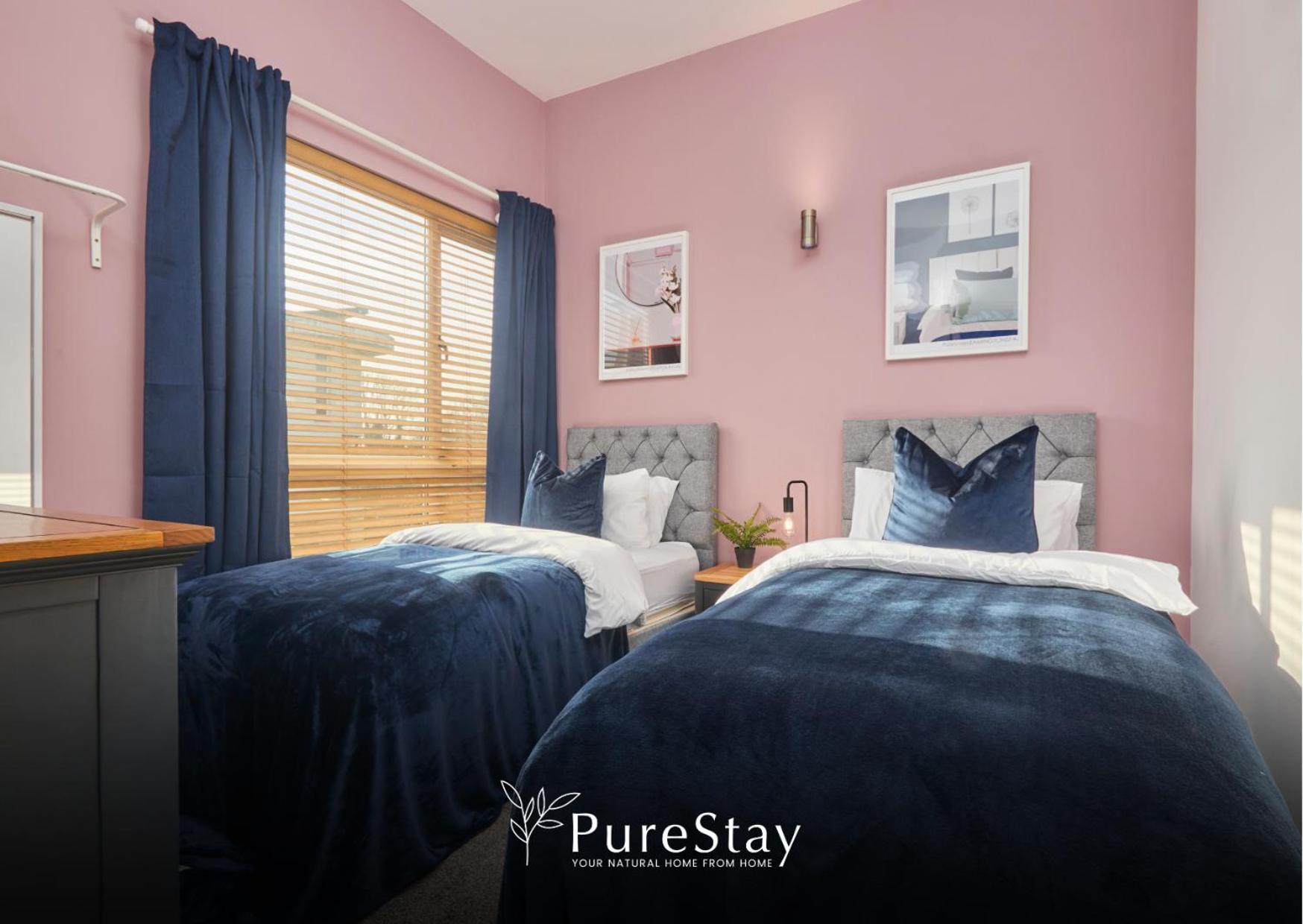 Superb House Manchester Near Etihad With Free Parking Sleeps 8 外观 照片